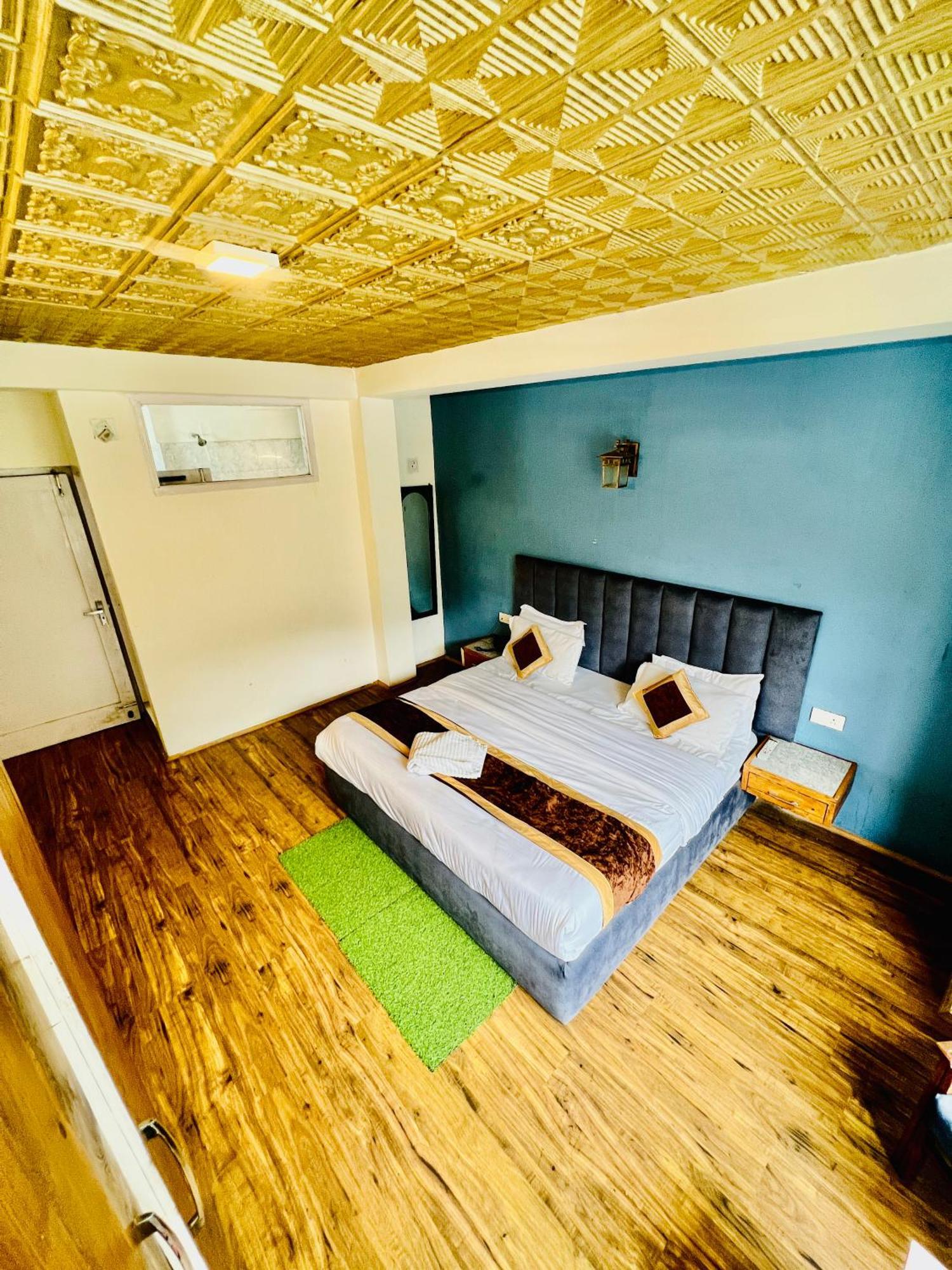 Hotel New # Link Way # Near Zing Bus Stand Manāli Zewnętrze zdjęcie